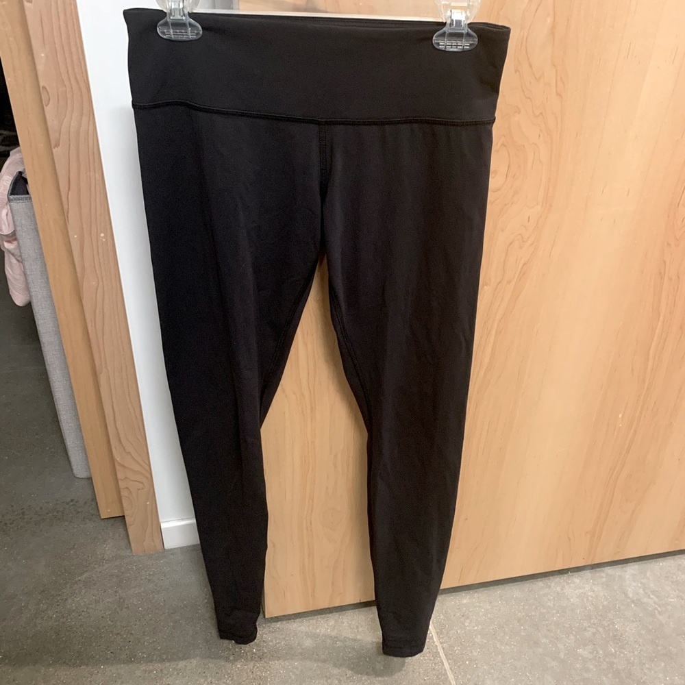Lululemon black legging. Size 8